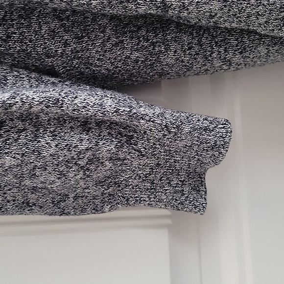 Old Navy Knit Long Sleeve Open Cardigan - Picture 4 of 8